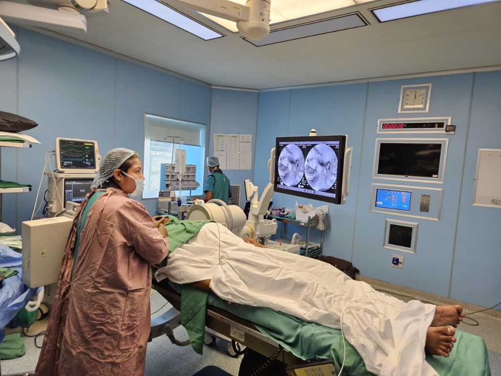 Dr. Nikita in operation theatre
